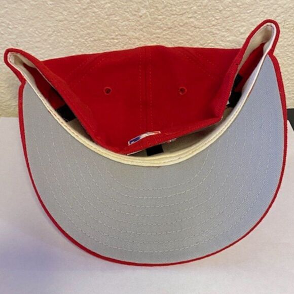 TEXAS RANGERS AUTOGRAPH TEAM HAT IVAN RODRIGUEZ JOHN WETTELAND RUBEN SIERRA - Picture 4 of 5